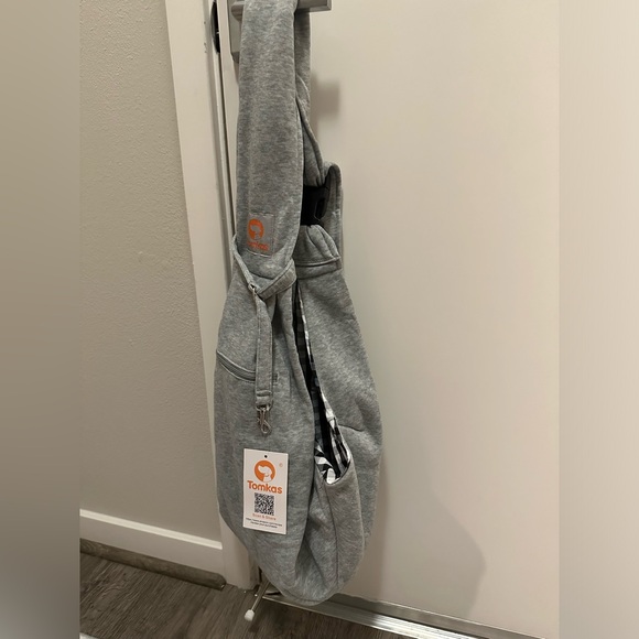 NWT Tomkas Small Pet Carrier Grey wBlue Gingham Activewear Outing Fun Pet Safety - Picture 2 of 3